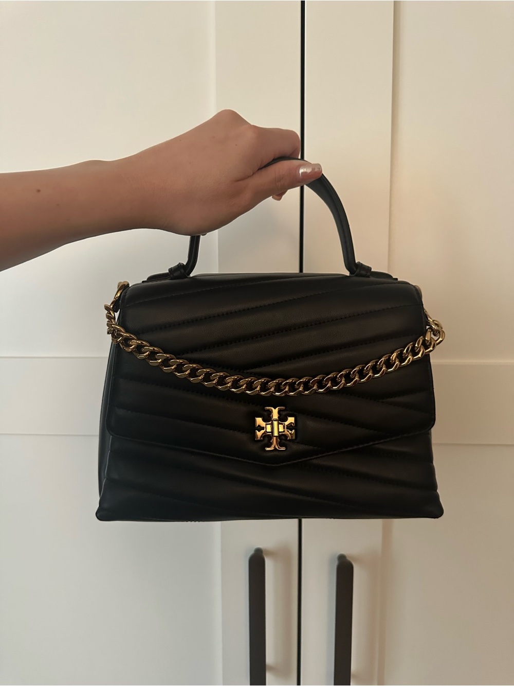 Tory Burch KIRA CHEVRON TOP-HANDLE SATCHEL